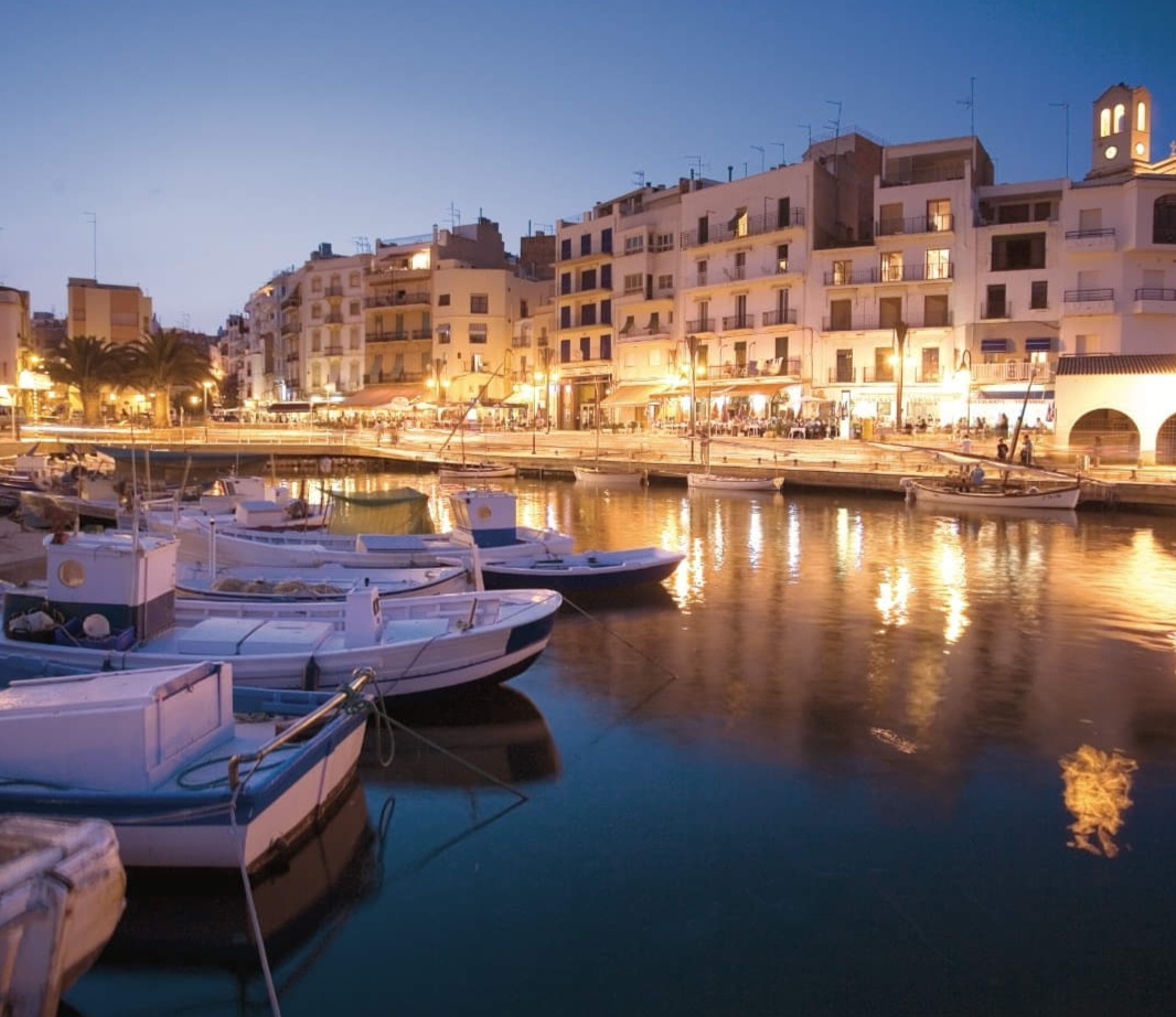 L'Ametlla de Mar by night